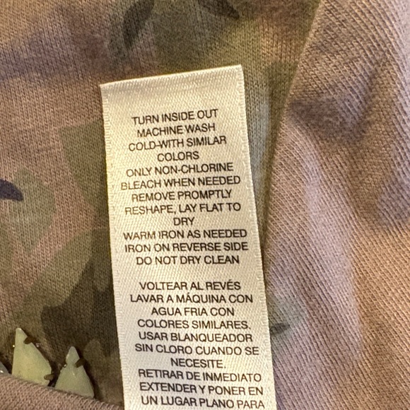 Chico's Short Sleeve Floral Top with gem embellishments - Picture 10 of 10